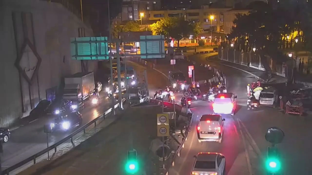 Beyoğlu'nda motosikletli sürücülere 133 bin 745 TL ceza!