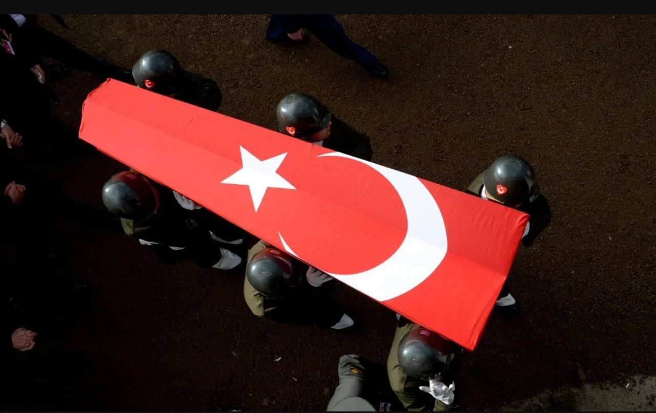 İki askerimiz şehit düştü!