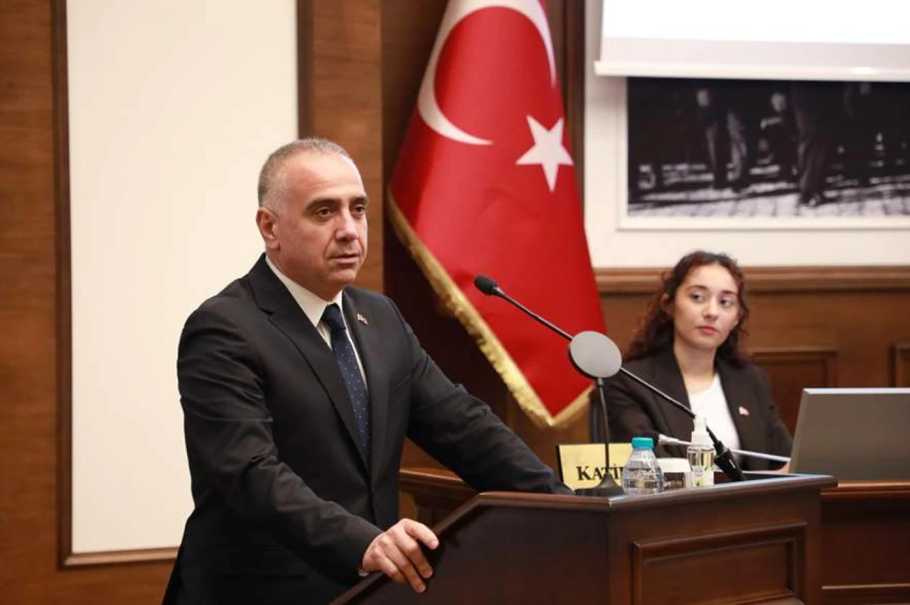 Büyükçekmece Belediye Başkanvekili Ahmet Şahin ve şoförü tutuklandı