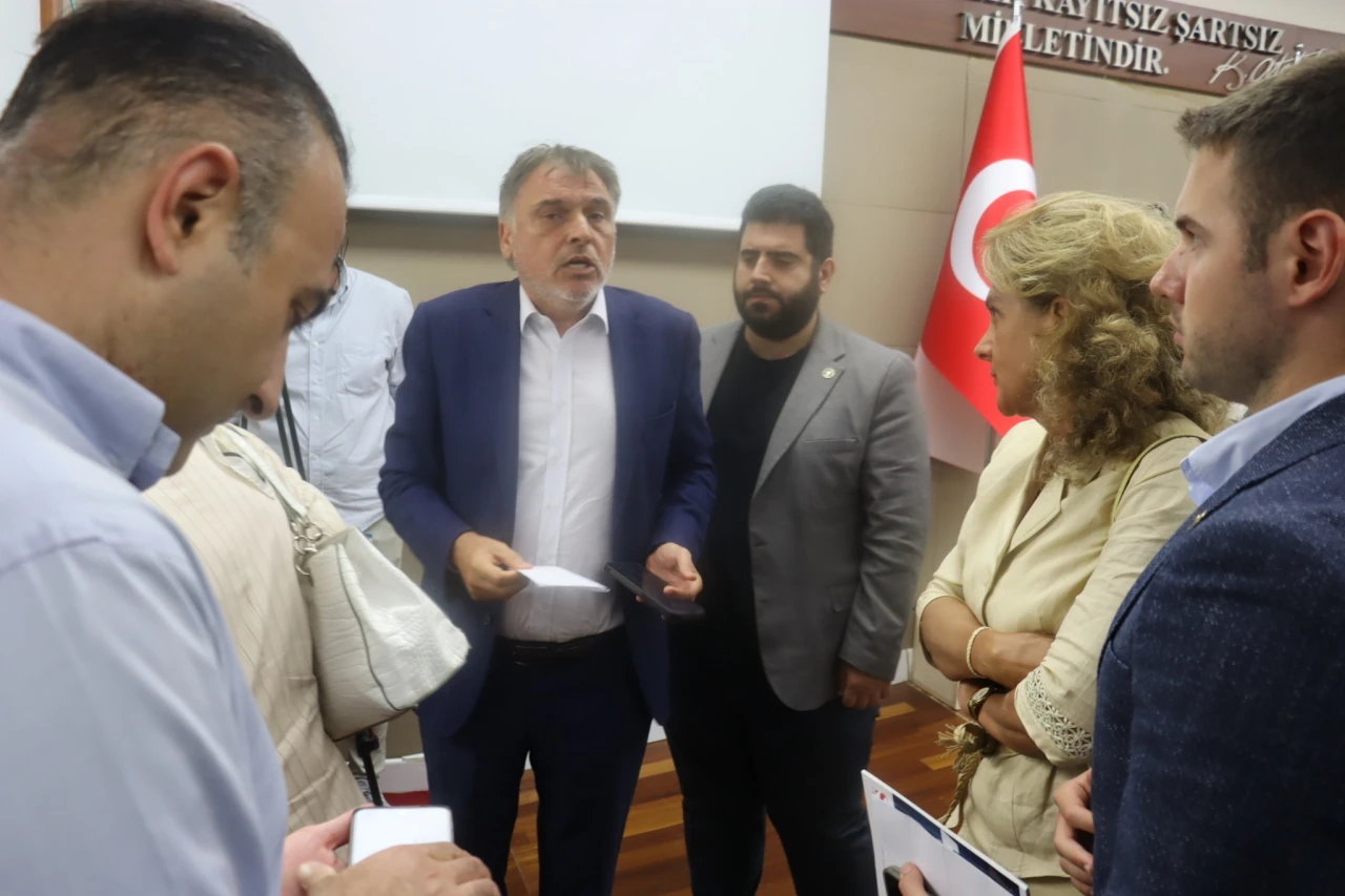 Bakırköy Belediye Meclisi'nde haraç tartışması!