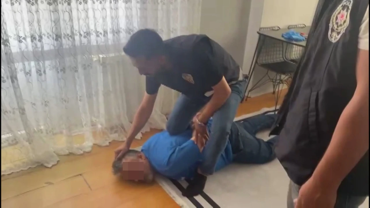 Ümraniye'de 600 bin liralık gasp film gibi operasyonla sonuçlandı
