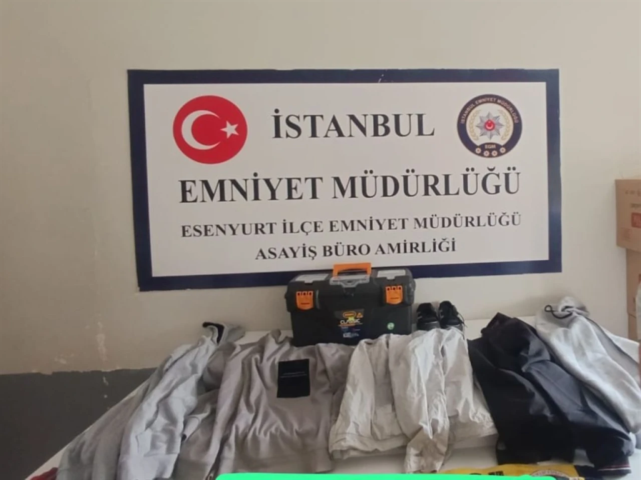Esenyurt'ta ATM'lerin para haznesini tornavida ile kıran şüpheli tutuklandı