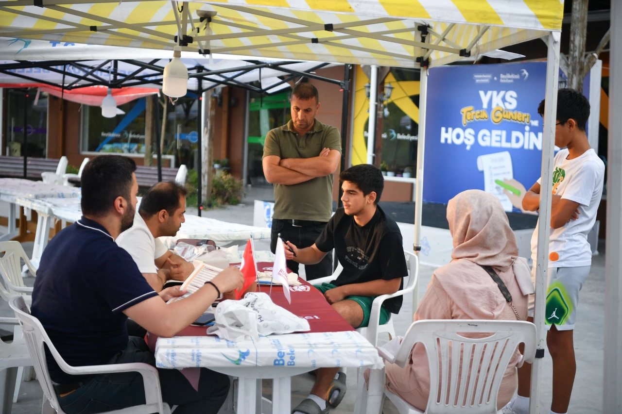 Beylikdüzü'nde öğrencilere ücretsiz tercih danışmanlığı