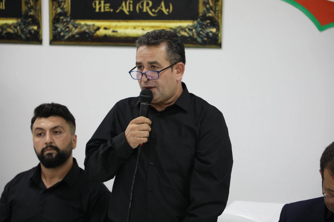Mahmut Yusuf'tan tepki çeken paylaşım: Alevilerden özür dileyin!