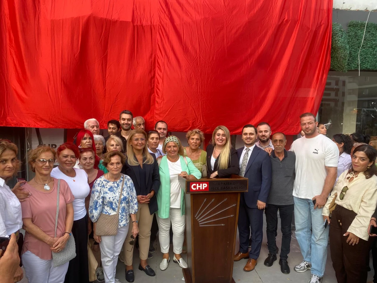 Gizem Arslan CHP Bakırköy ilçe başkanlığına yeniden aday