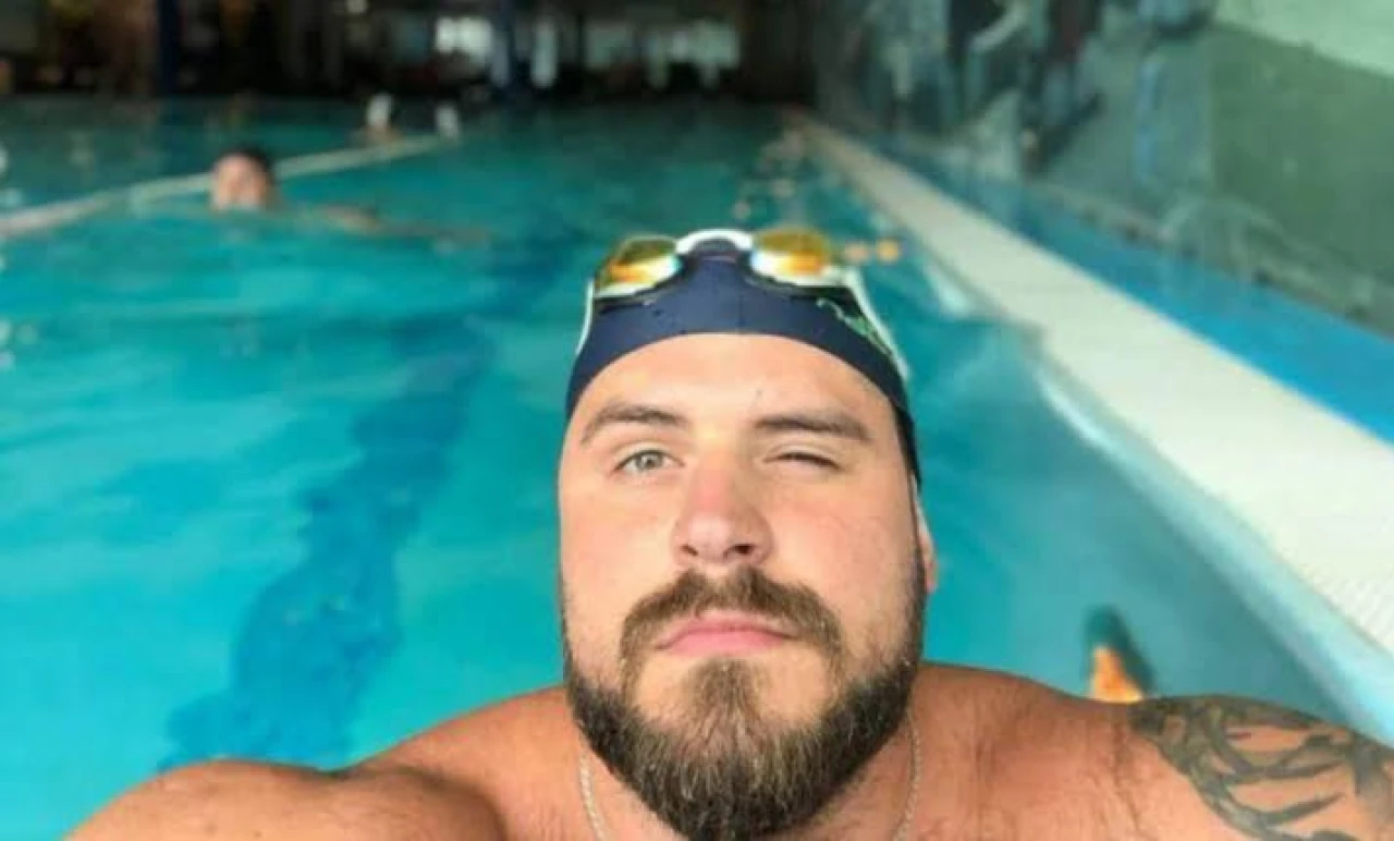 Yüzme yarışında Rus yüzücü kayboldu!