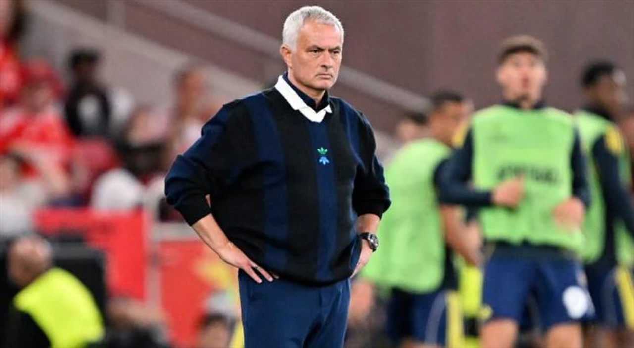 Fenerbahçe'de Mourinho ile yollar ayrıldı!