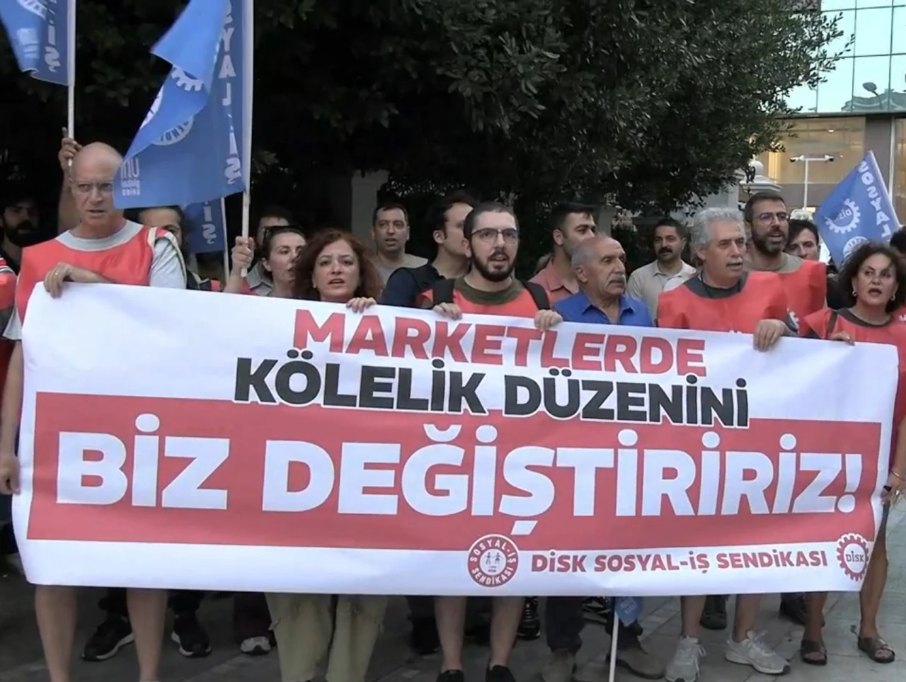 Market çalışanlarından isyan