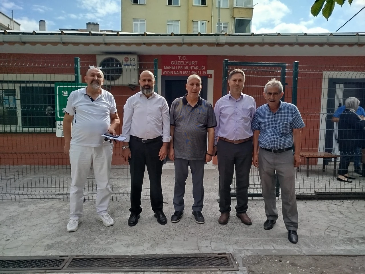 Saadet Partisi Esenyurt İlçe Başkanı Kemal Aygün, muhtarlık ziyaretlerine devam ediyor