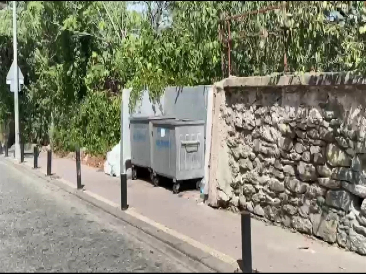 Bebeğini çöp konteynırına bırakan anne gözaltında