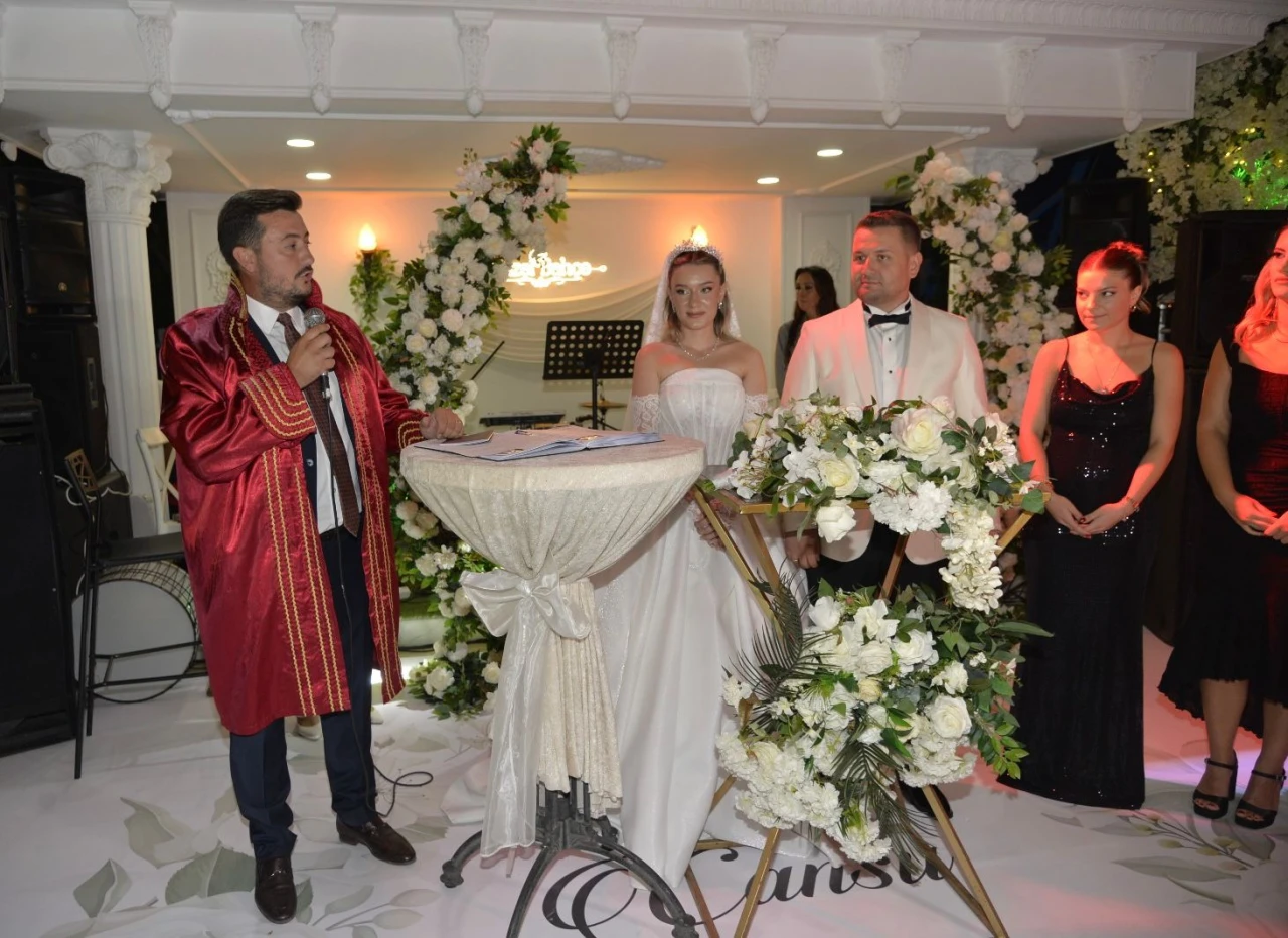 Çiftçi ve Ereke ailelerinin mutlu günü!