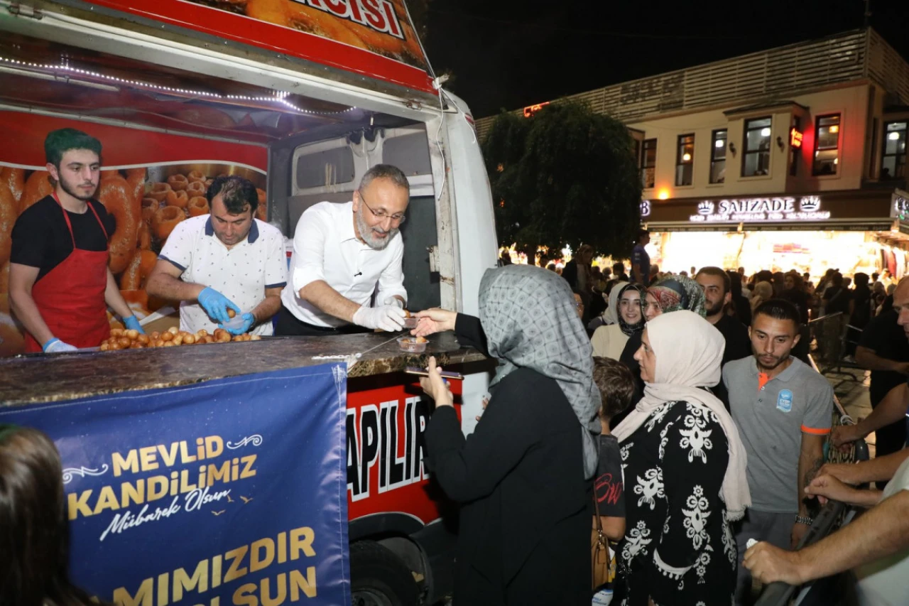 Eyüpsultan'da kandil huzuru
