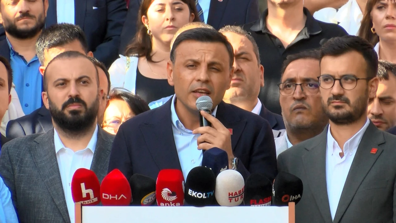 Özgür Çelik: Başkanımızı 10 gün boyunca tehdit ettiler!