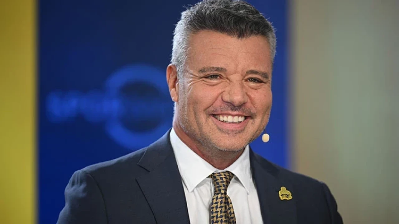 Fenerbahçe'de  kazanan isim Sadettin Saran