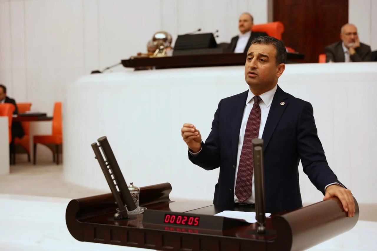 CHP Genel Başkan Yardımcısı Bulut: Bu milletin iradesine darbe girişimidir!