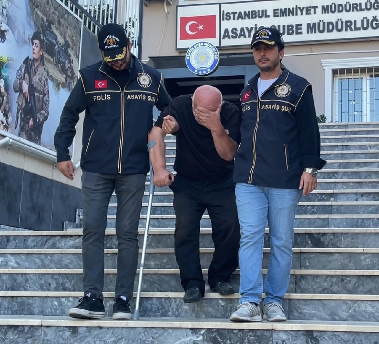 İstanbul'da 73 yaşındaki hırsızın yaptıkları pes dedirtti!