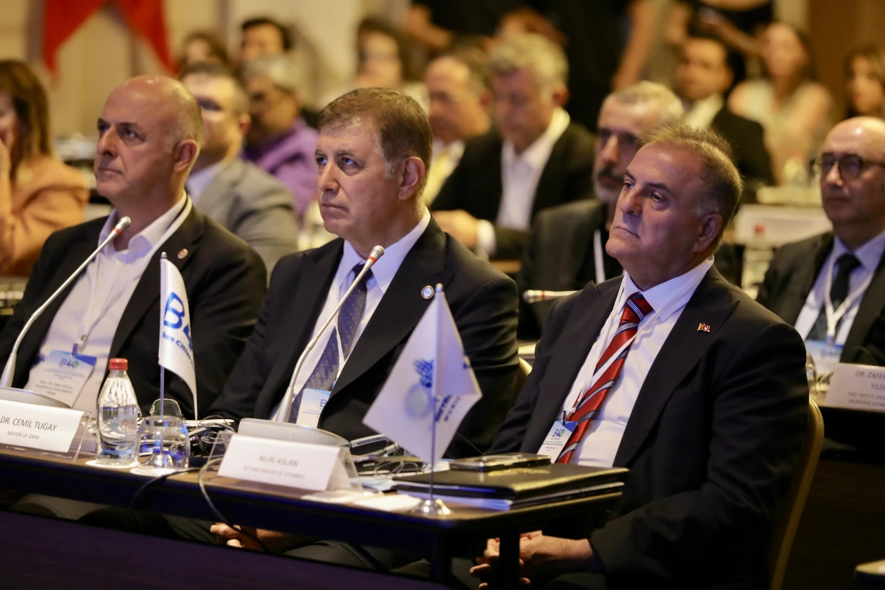 İmamoğlu için çağrı: Demokratik değerler korunmalı!