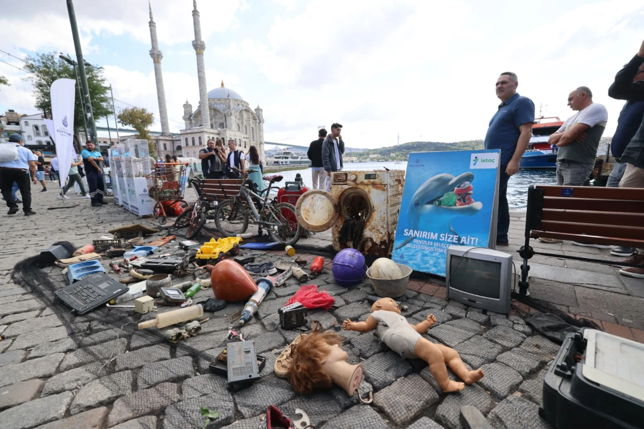 İstanbul'da kıyı temizliği: Marmara'yı korumalıyız!