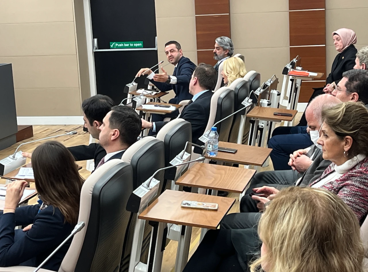 Mecliste çapsız tartışma!