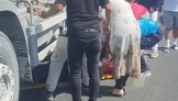 Beton mikserinin çarptığı yaya öldü