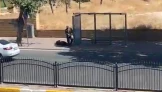 Durakta bekleyen eşini vurdu, polise teslim oldu
