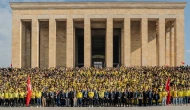 Fenerbahçe taraftarı 10 Kasım öncesi Anıtkabir'e koştu