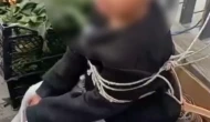 Pazarda çocuğu iple bağladılar!