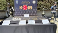 Padişah fermanlarını çalmışlar!