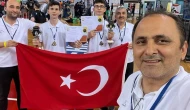 Öğrenciler  tarih yazdı