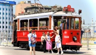İBB tramvayı yenilendi