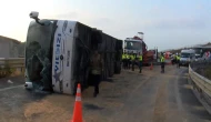 Kuzey Marmara Otoyolu'nda yolcu otobüsü devrildi: 3 ölü 20 yaralı