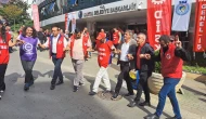 Kartal Belediyesi işçileri hakkını arıyor: yarım gün iş bıraktılar