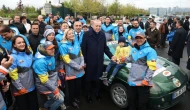 Erdoğan, İpek Yolu Rallisi katılımcıları ile buluştu