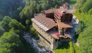 Zümrüt Yeşili Bir Rüya: Ayder Yaylası ve Kaçkarların Kalbindeki Cennet Haşimoğlu Otel
