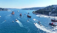 Tekneler şehitler için sürüldü