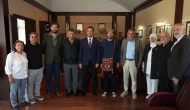 Kasımpaşa'dan ressama destek