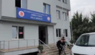 Sultanbeyli’de eski nişanlısını sokak ortasında darbeden şüpheli yakalandı