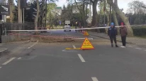 İstanbul'un göbeğinde yol çöktü!