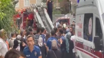 Küçükçekmece'de 5 katlı binada yangın: 1 kişi hayatını kaybetti