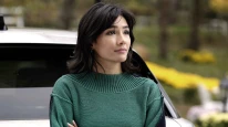 Aybüke durmadan geziyor