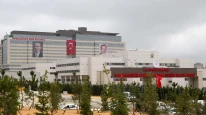 Bugün git 2028'de gel!