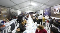 Eyüpsultan her gün bin kişilik iftar veriyor
