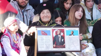 Cumhuriyetin 102'nci yılı Vatan Caddesi'nde kutlandı