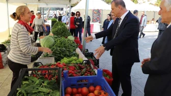 İstanbul'un en hormonsuz pazarı Büyükçekmece'de