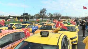 İstanbul'da taksicilerden konvoylu eylem