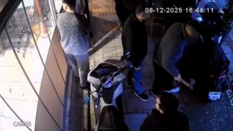 Baltayla kuaförü bastılar!