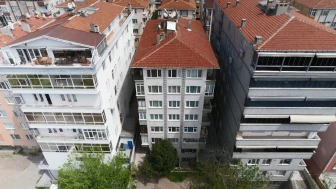 Küçükçekmece'de 5 binaya tahliye