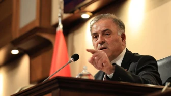 İBB Meclisi'nde PKK'nın kendini feshetmesi müzakere edildi