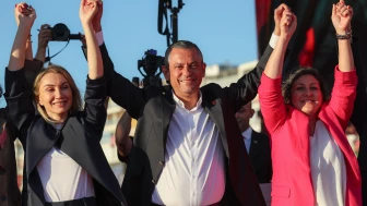 Yasaksız bir Türkiye vaat ediyoruz!