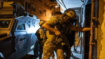 İstanbul'da terör örgütlerine operasyon!
